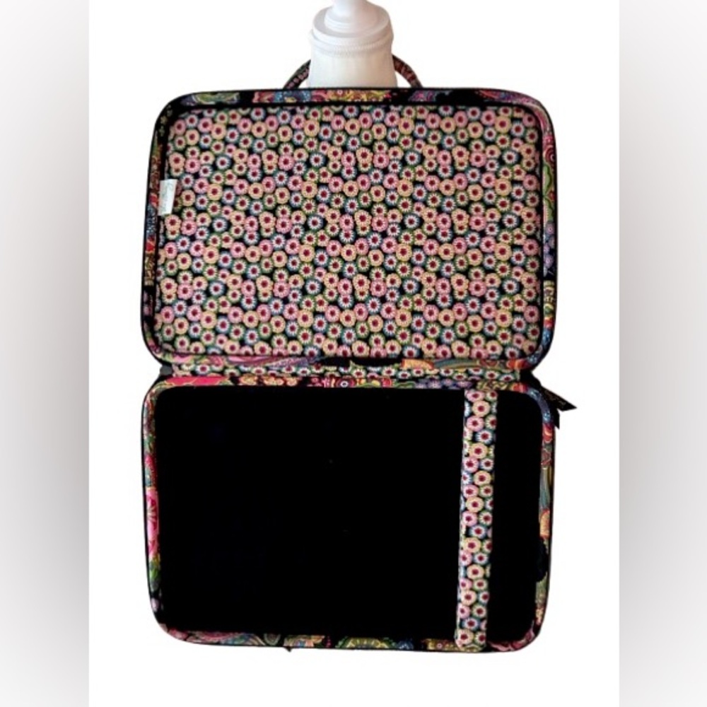 17” Vera Bradley Paisley Laptop Bag Symphony in Hue Paisley Multicolor Floral - Picture 9 of 13